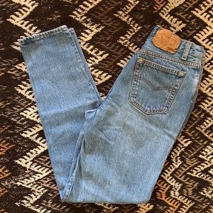 SOLD • Levi’s 501 high waist jeans